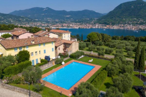Bruno House Lakeview & shared pool - Happy Rentals San Felice Del Benaco